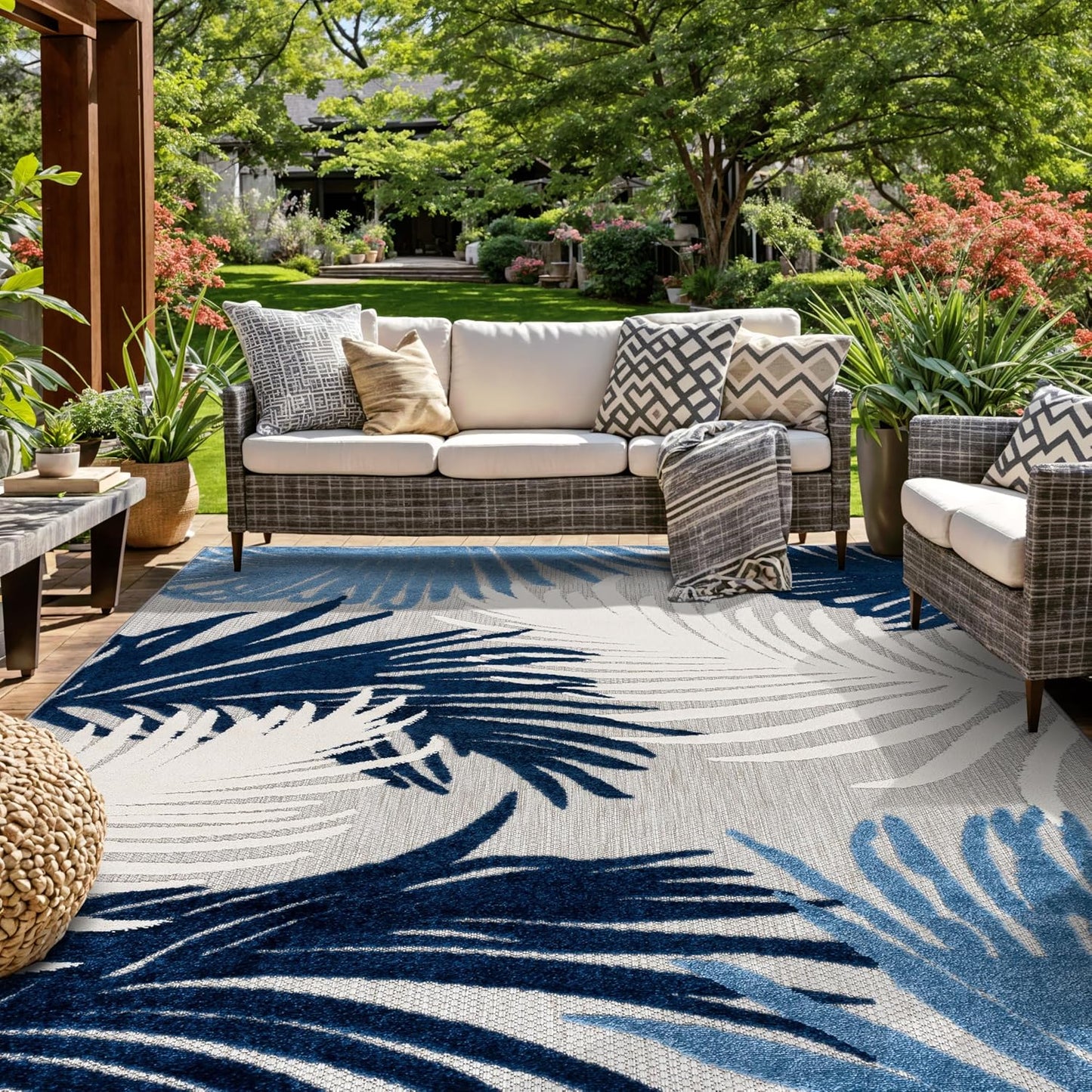 Rugshop Multi Lucca Contemporary Floral Indoor/Outdoor Area Rug Durable Polypropylene, Weather Resistant, Easy Maintenance, Perfect for Patio, Backyard, Deck and Outdoor Lounge 6'6" x 9'